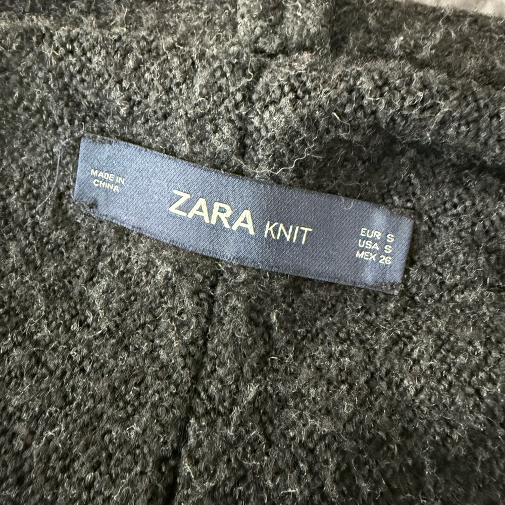 Zara | Oversized Long Sleeve Sweater - Picture 9 of 9